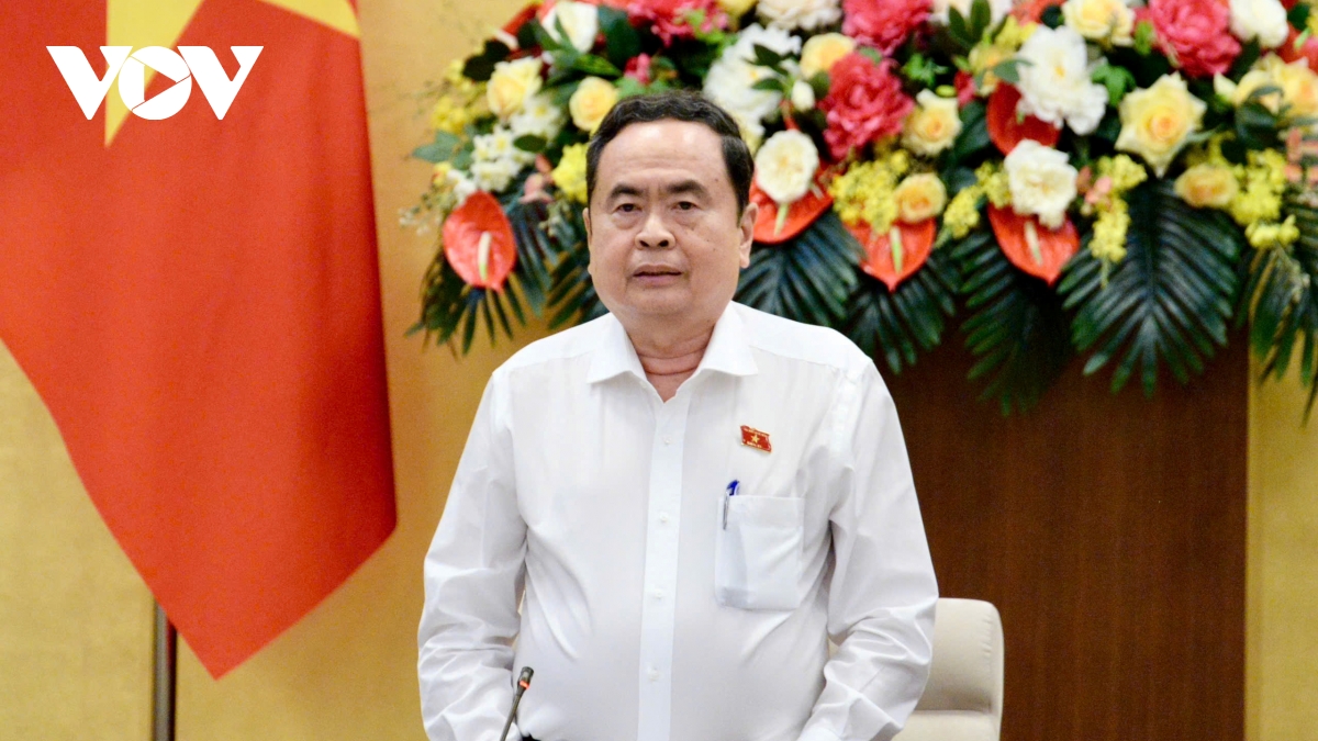 Kỳ họp thứ 9 đánh dấu một giai đoạn chuyển đổi mạnh mẽ trong tổ chức bộ máy